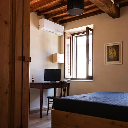 Lo Scalpellino Di *